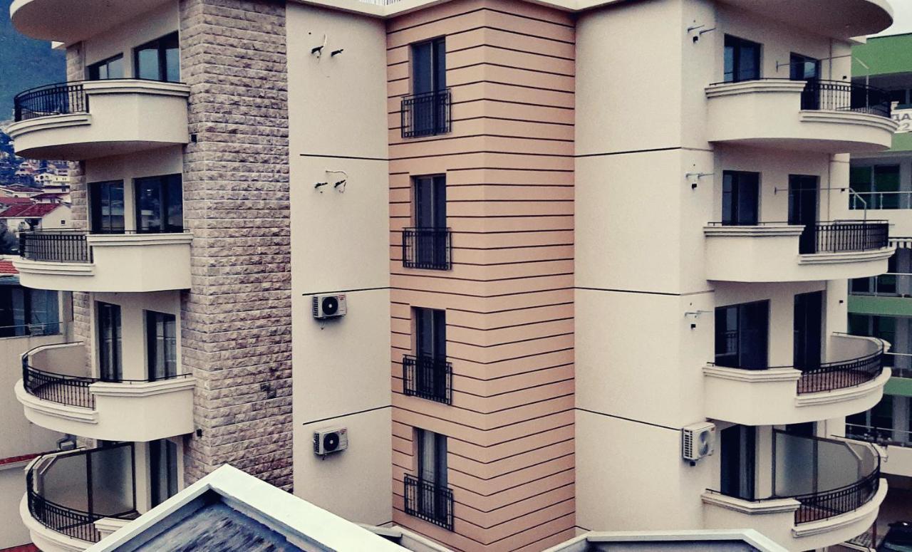 Apolon Apart Šušanj Buitenkant foto